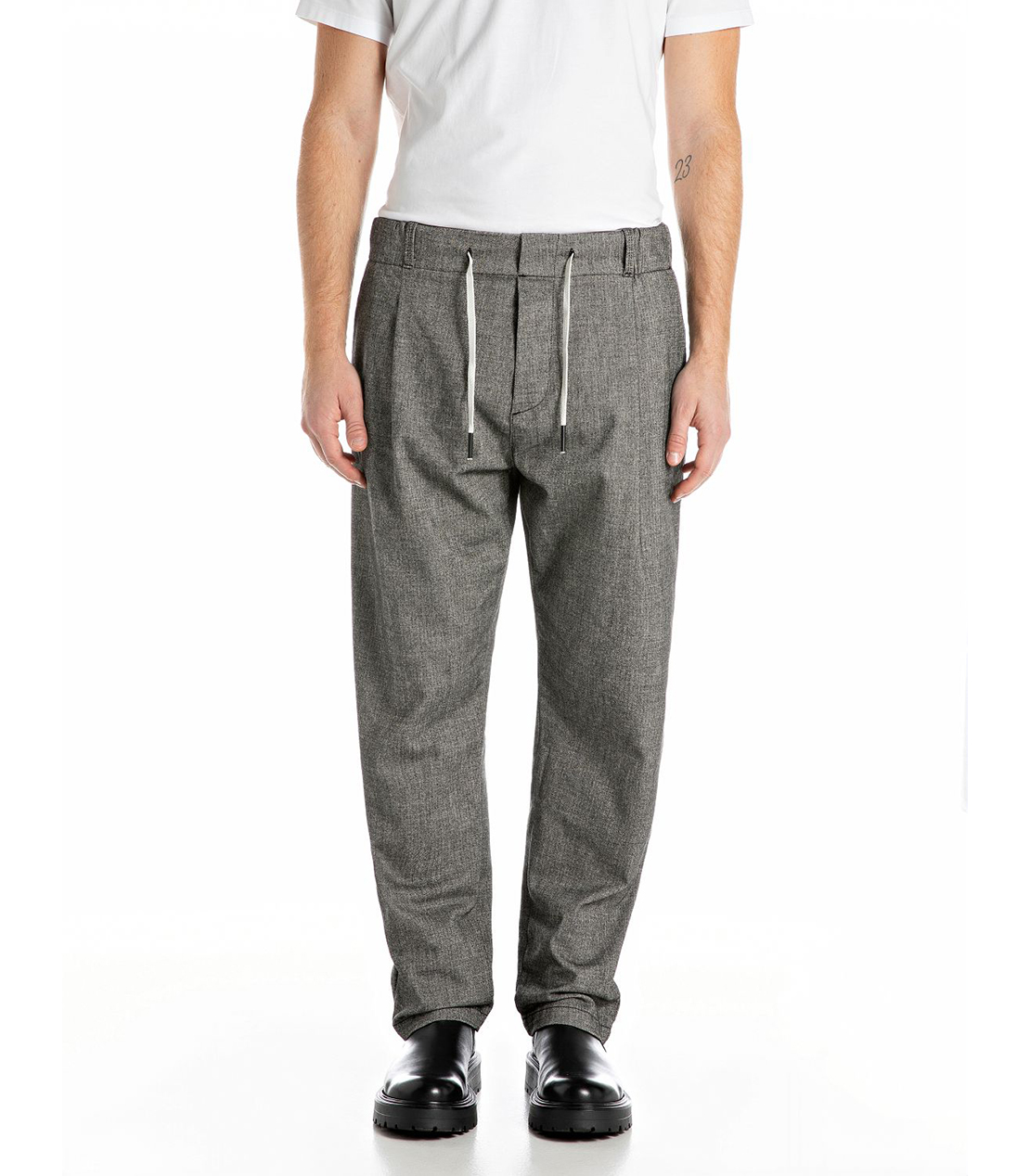 ヘリンボーンドローストリングテーパードフィットパンツ（セットアップ）